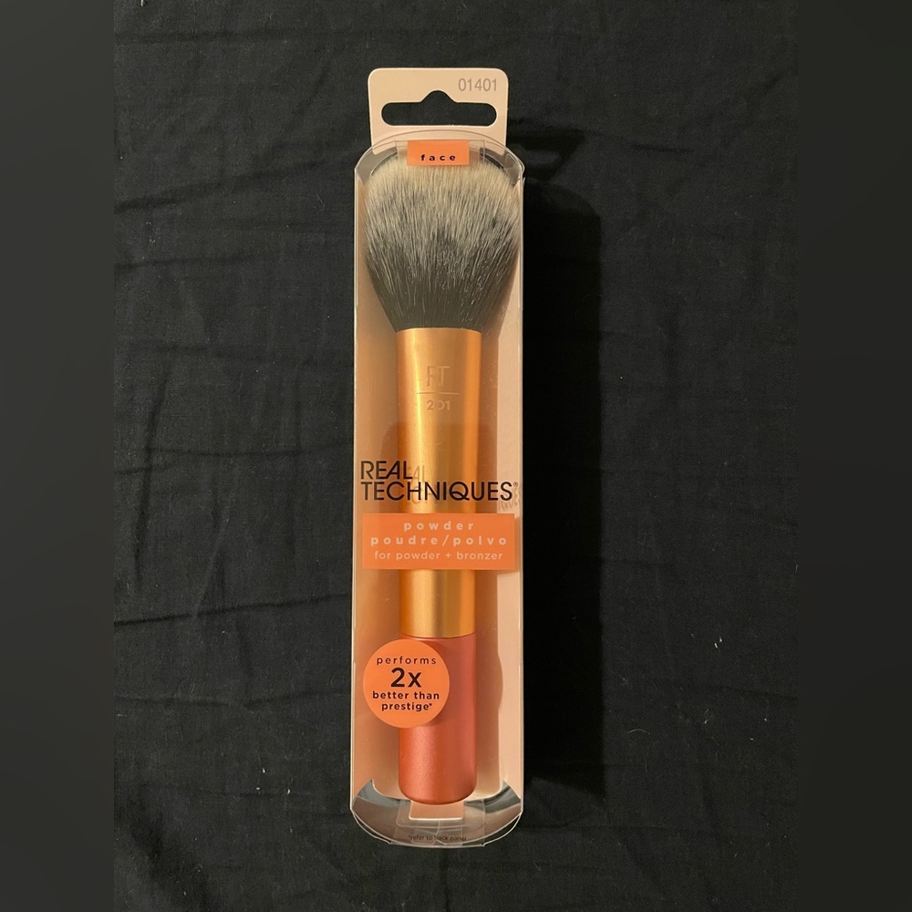 Real Techniques powder + bronzer brush